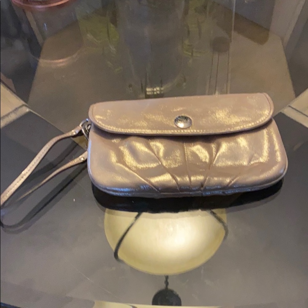 Couch huge wristlet